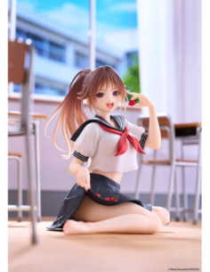 Strawberry 100% figurine... 2