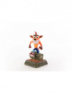 Crash Bandicoot statuette...